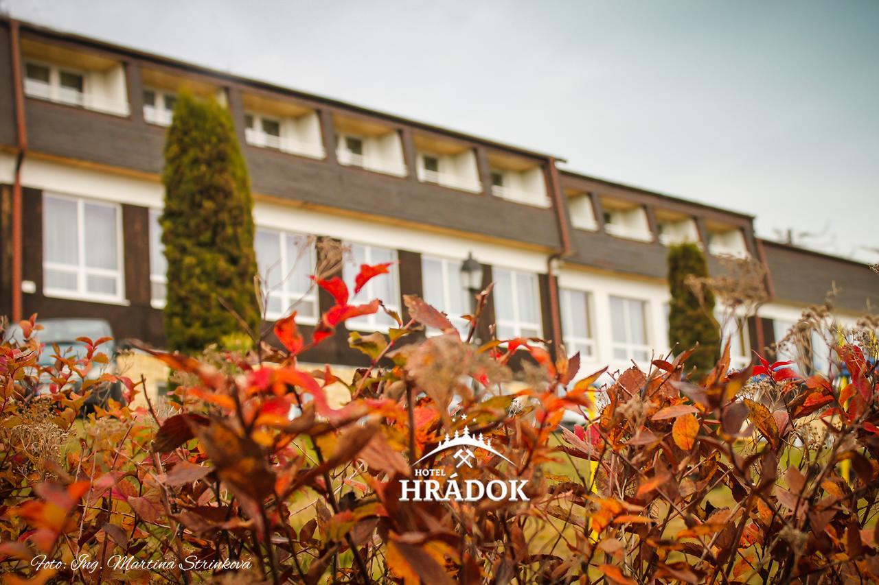 Hotel Hradok Jelsava Εξωτερικό φωτογραφία